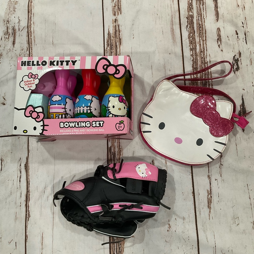 HELLO KITTY BOWLING SET, TEE‎ BALL GLOVE AND PURSE